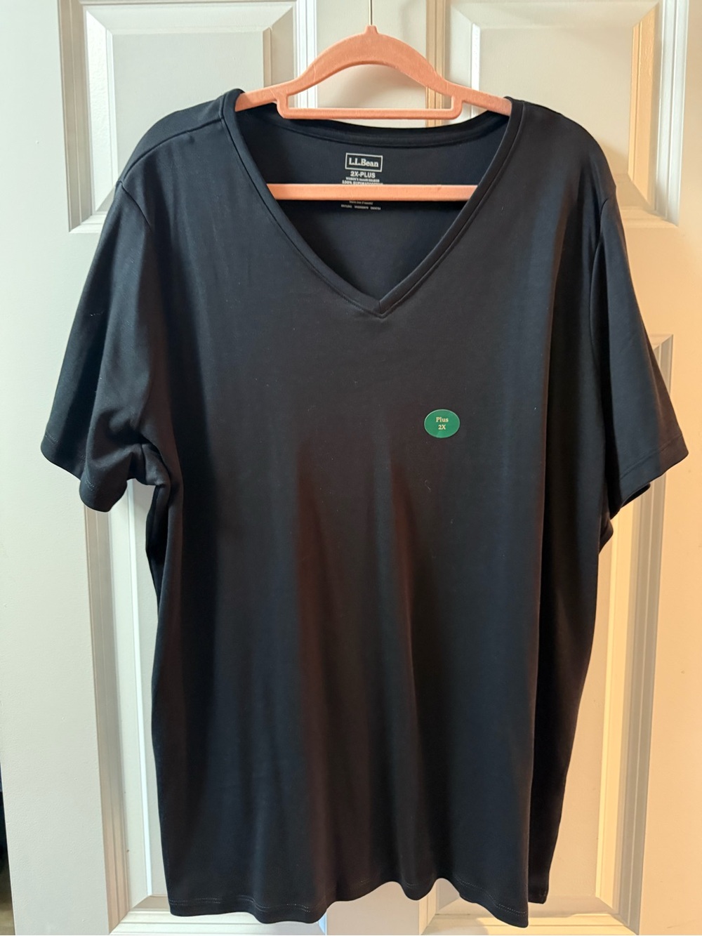 L.L. Bean Black V-Neck Short Sleeve Tee